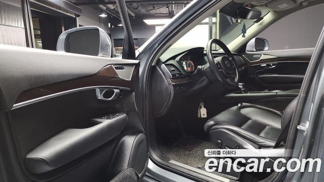 Volvo XC90 2세대 T6 Momentum, 2018 10
