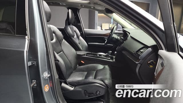 Volvo XC90 2세대 T6 Momentum, 2018 11