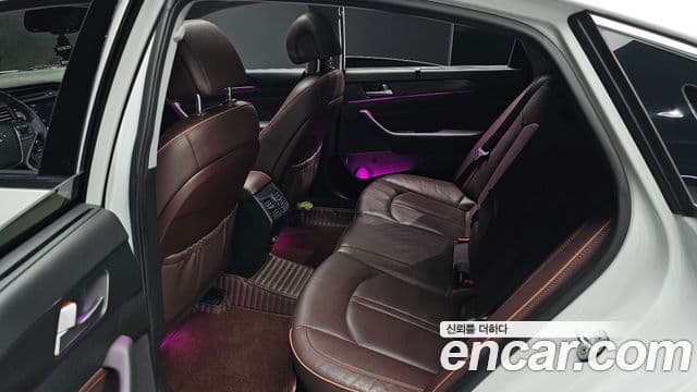 Hyundai LF Sonata 2.0 Care Plus, 2017 12