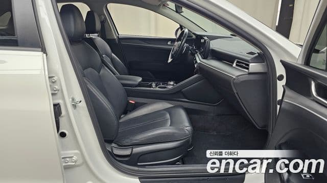 Kia K5 3세대 Trendy, 2022 11