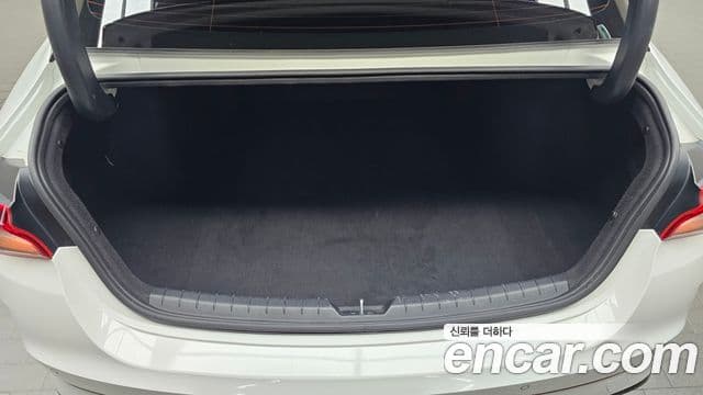 Kia K5 3세대 Trendy, 2022 20