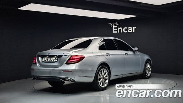 Mercedes-Benz E-класс W213 Exclusive, 2018 2