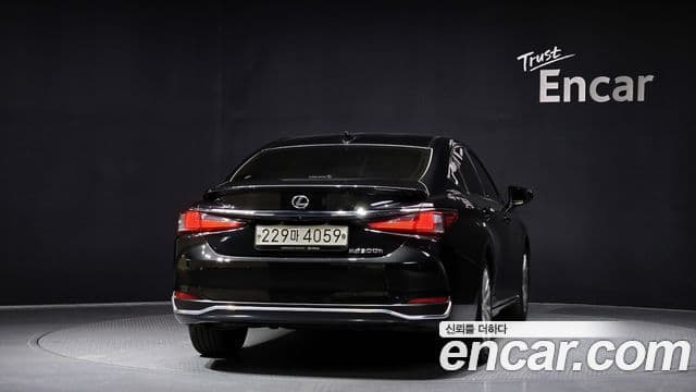 Lexus ES300h 7세대 Luxury Plus, 2023 4