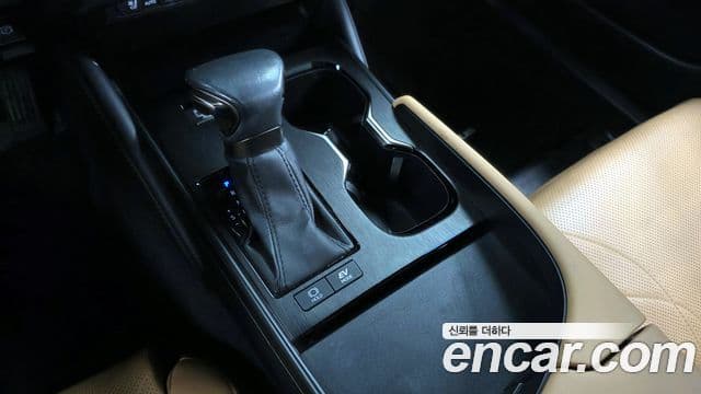 Lexus ES300h 7세대 Luxury Plus, 2023 9