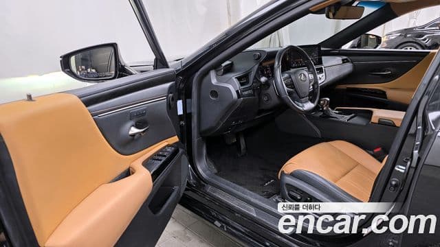 Lexus ES300h 7세대 Luxury Plus, 2023 10