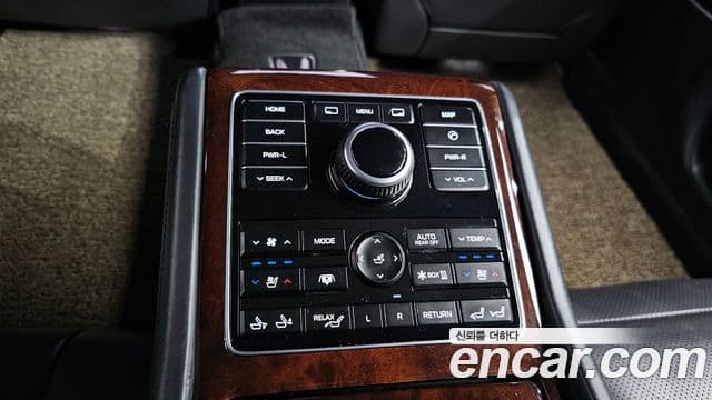 Hyundai Equus(новый кузов / новое поколение) Prestige, 2015 17