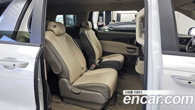 Kia Carnival 4세대 Prestige, 2022 12