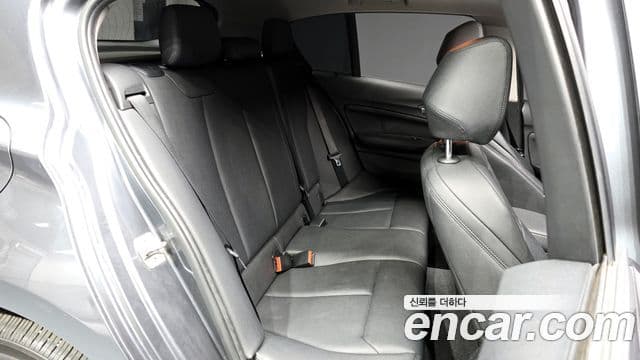 BMW 1시리즈 (F20) 118d Sport 5도어, 2016 12