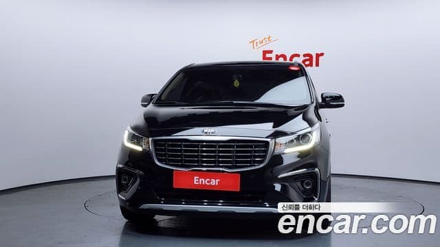 Kia The / новый New Carnival Luxury, 2019 3