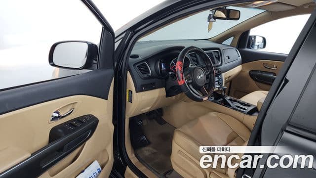 Kia The / новый New Carnival Luxury, 2019 10