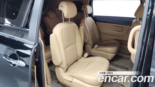 Kia The / новый New Carnival Luxury, 2019 12