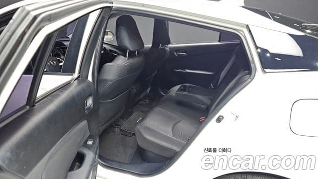 Toyota 프리우스 4세대 1.8 E, 2016 12