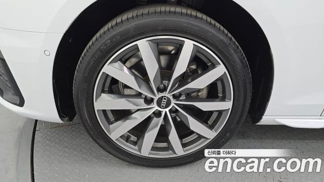 Audi A4 (B9) Premium, 2023 все фото