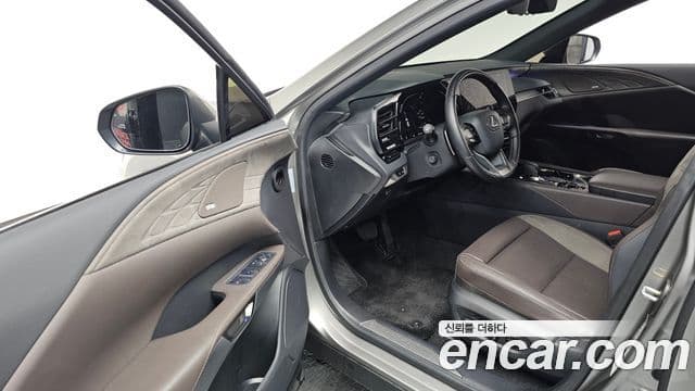 Lexus RX350h 5세대 Luxury, 2025 11