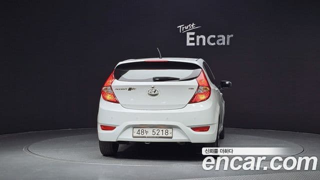 Hyundai Accent(новый кузов / новое поколение) Premium, 2014 4