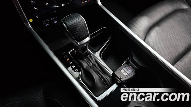 KG모빌리티(SsangYong) Torres T5, 2023 9