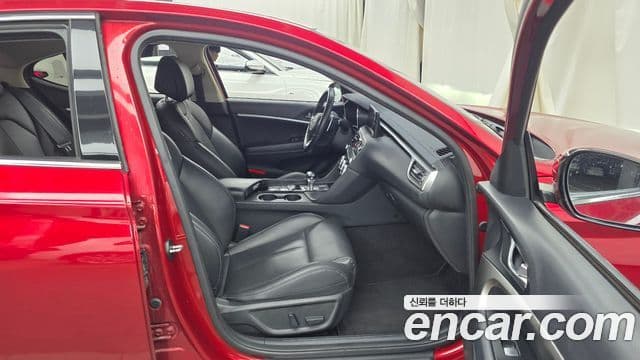 Genesis The / новый New G70, 2022 11