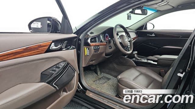 Kia All New K7 3.3 GDI Limited Plus, 2017 11