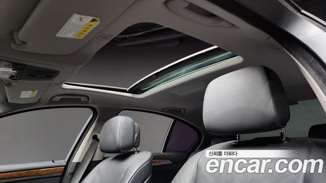 BMW 5시리즈 (F10), 2010 16