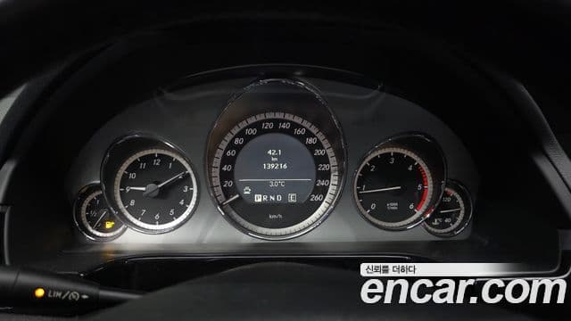 Mercedes-Benz E-класс W212 Avantgarde, 2011 8