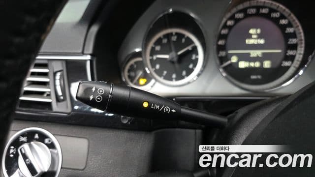 Mercedes-Benz E-класс W212 Avantgarde, 2011 19