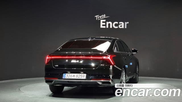 Kia K8 Signature, 2022 4