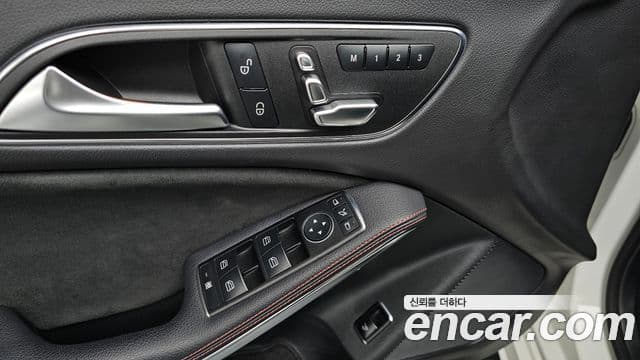 Mercedes-Benz CLA-класс C117 AMG Line, 2018 17