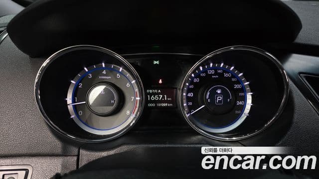 Hyundai Sonata The / новый 브릴리언트 LPI Smart(для людей с инвалидностью), 2014 8