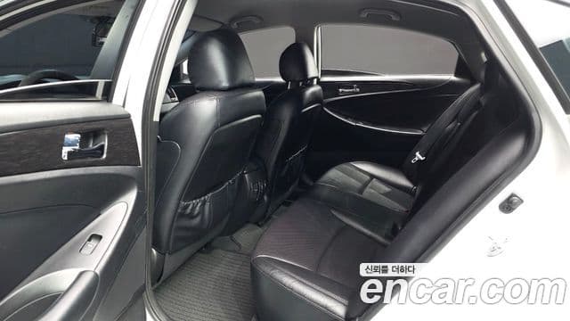 Hyundai Sonata The / новый 브릴리언트 LPI Smart(для людей с инвалидностью), 2014 12