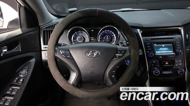 Hyundai Sonata The / новый 브릴리언트 LPI Smart(для людей с инвалидностью), 2014 13