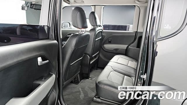 Kia The / новый New Ray Signature, 2021 12