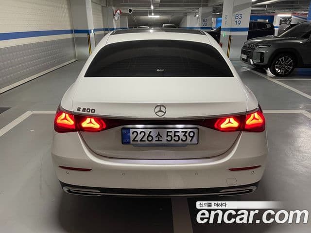 Mercedes-Benz E-класс W214 Avantgarde, 2026 4