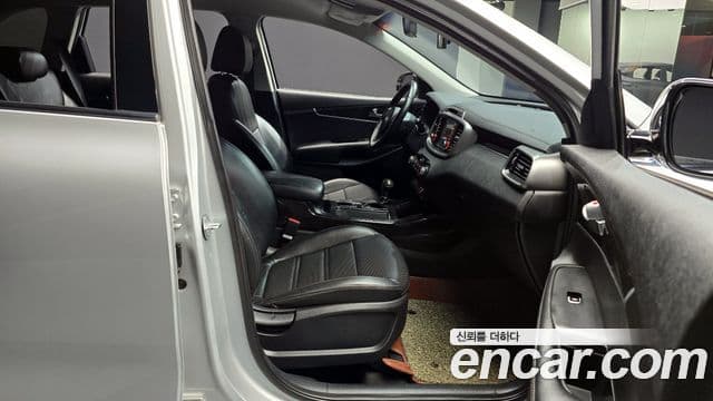 Kia All New Sorento Luxury, 2015 10