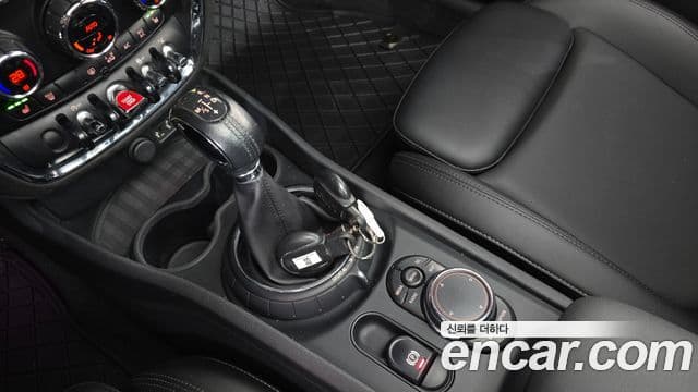 Mini Cooper S 클럽맨 2세대, 2016 9