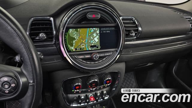 Mini Cooper S 클럽맨 2세대, 2016 14