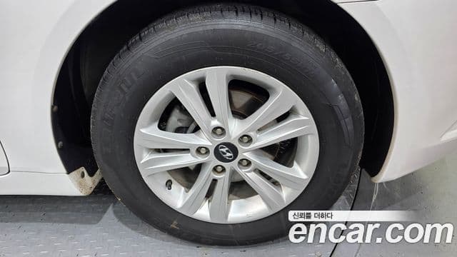 Hyundai YF Sonata чёрный, 2011 все фото