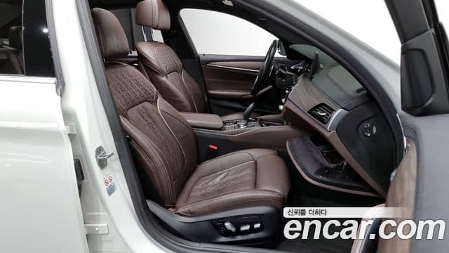 BMW 5시리즈 (G30) 530i M Sport Plus, 2018 11