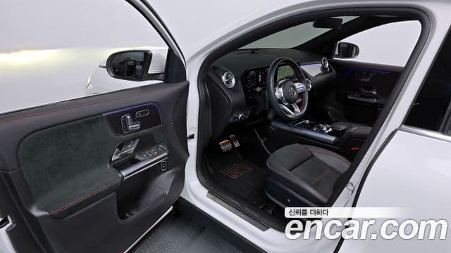 Mercedes-Benz GLA-класс H247 GLA250 4MATIC, 2023 10