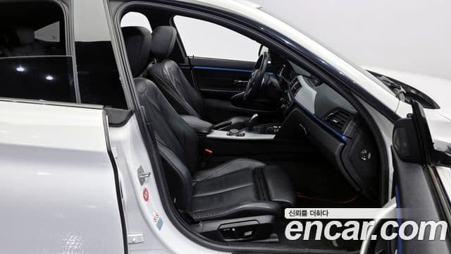 BMW 4시리즈 (F32) 435d xDrive M Sport Gran Coupe, 2015 10