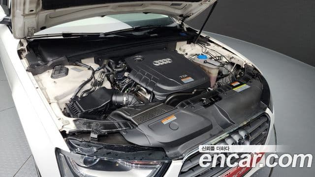 Audi New A4 B8, 2014 6