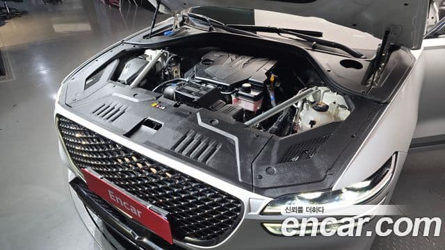 Genesis GV70, 2021 6