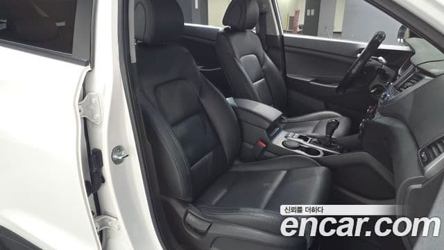 Hyundai All New Tucson Style, 2016 10