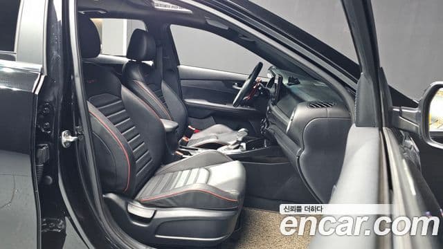 Kia The / новый New K3 2세대 Signature, 2023 11