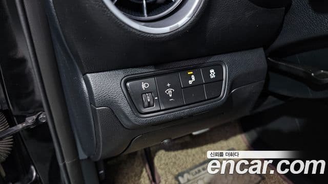 Kia The / новый New K3 2세대 Signature, 2023 17