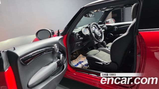 Mini Cooper S 3세대, 2023 11