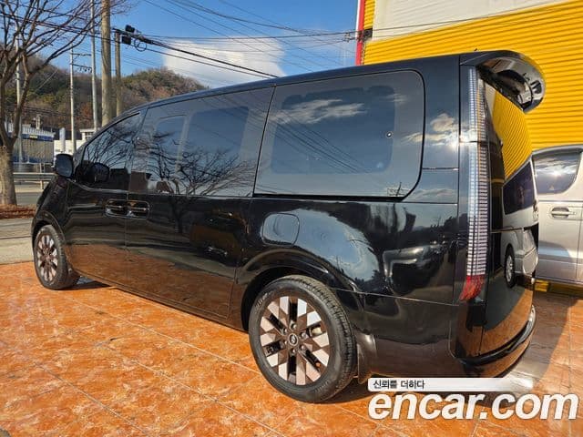 Hyundai Staria Inspiration, 2022 все фото