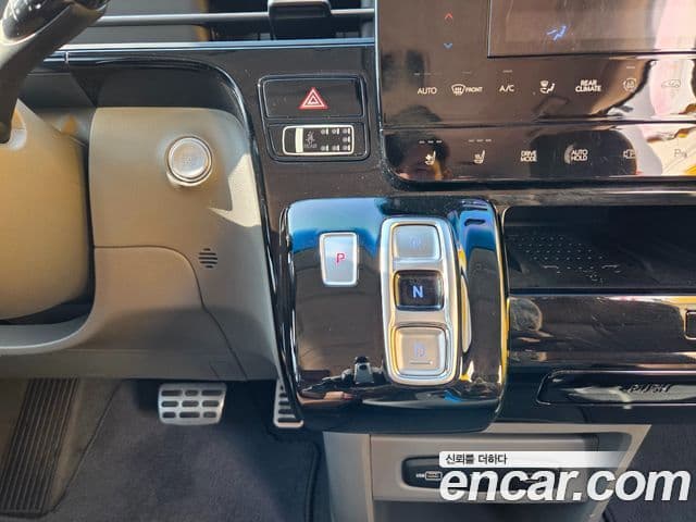 Hyundai Staria Inspiration, 2022 9