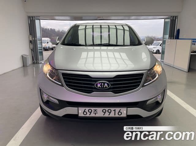 Kia Sportage R люксовая версия, 2013 1