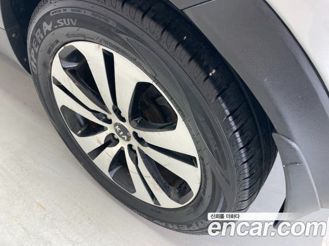 Kia Sportage R люксовая версия, 2013 6