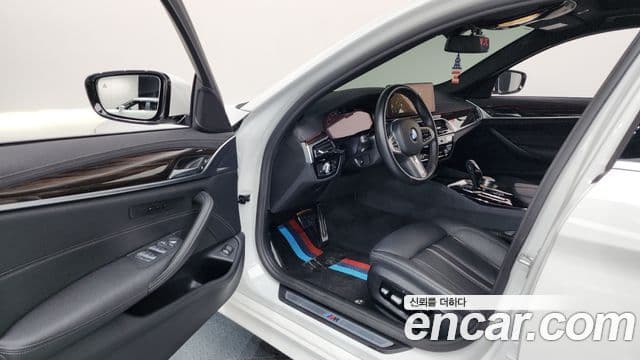 BMW 5시리즈 (G30) 520i M Sport, 2022 10